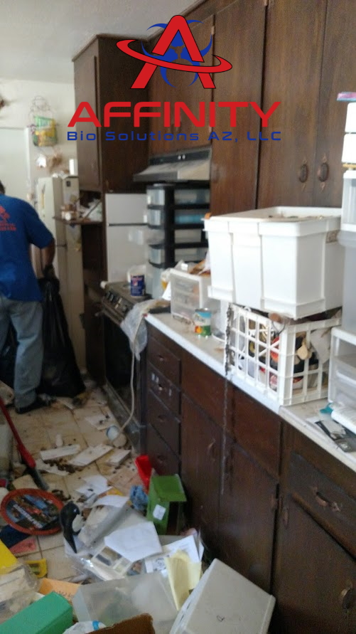 Hoarder House Cleanup Hoarded Home Cleaning in Sun City, Arizona